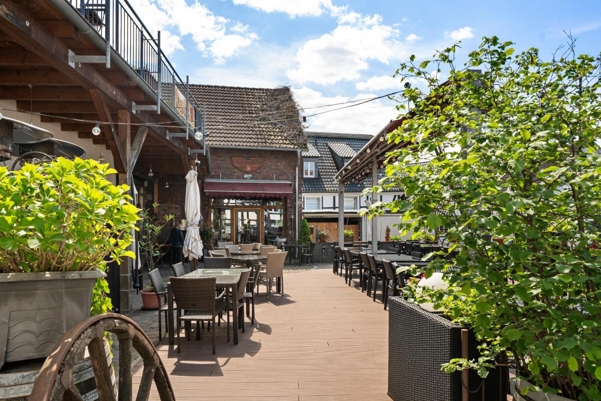 Mola Apartments-Charmante Ferienwohnung Im Herdecke Zentrum Fuer 3 Personen-Grosse Dachterrasse-Grill-Gratis Parken-Wlan Zewnętrze zdjęcie